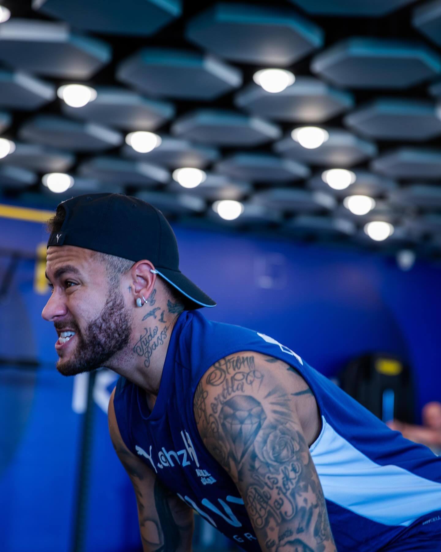 挑战来了！曼联避免第二次首轮出局，阿森纳四线出击，全是客场