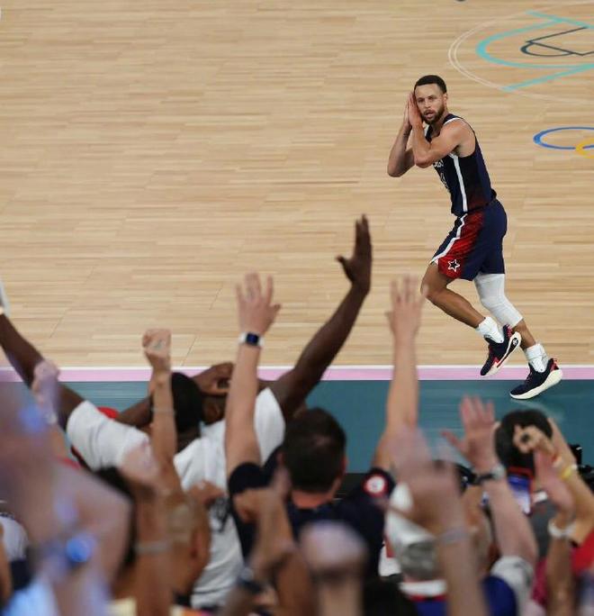 纽约洋基队在九十年代初期的引援策略转向，开始注重防守和上垒率