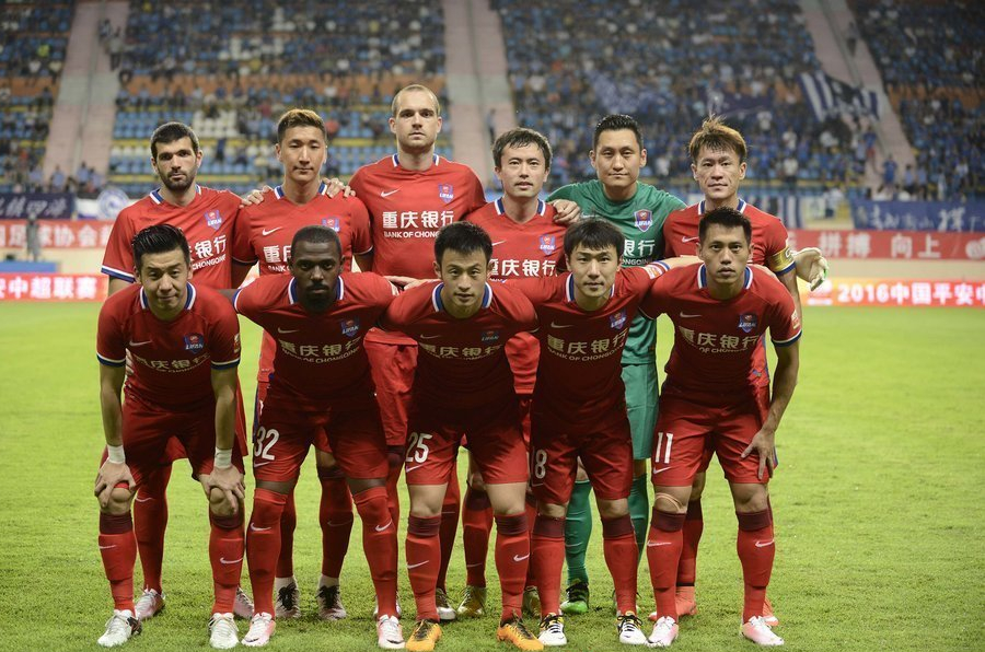 曼联2弃将左右意甲冠军，4500万前锋梅开二度，那不勒斯5连胜登顶