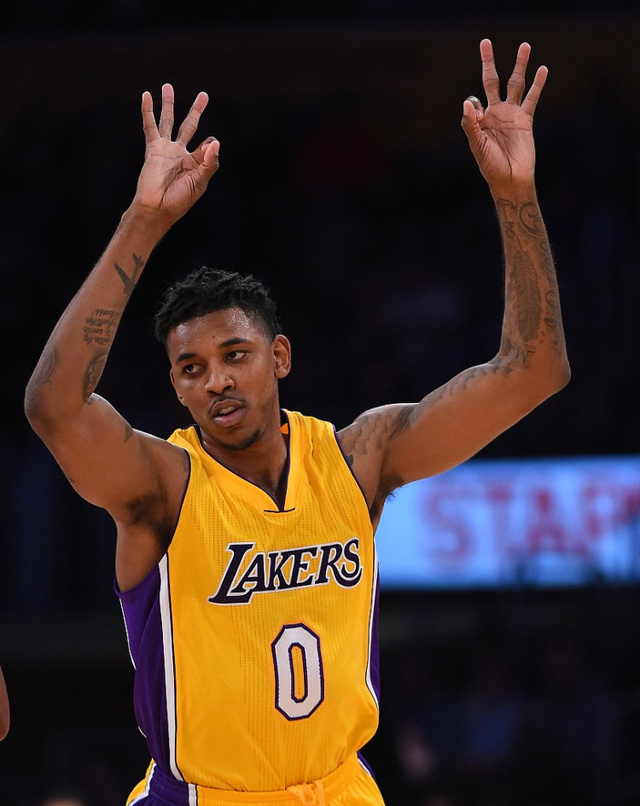 [NBA]克林根再送妙传 阿夫迪亚轻松暴扣